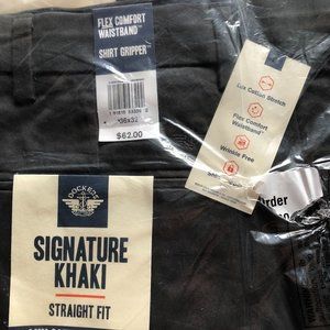 **NEW*** Dockers Khaki Straight Fit - Lux Cotton Stretch - 36 x 32 Dark Grey